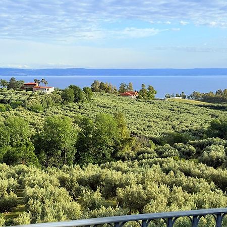 Casale Calabria Bed & Breakfast จิซเซเรีย ภายนอก รูปภาพ