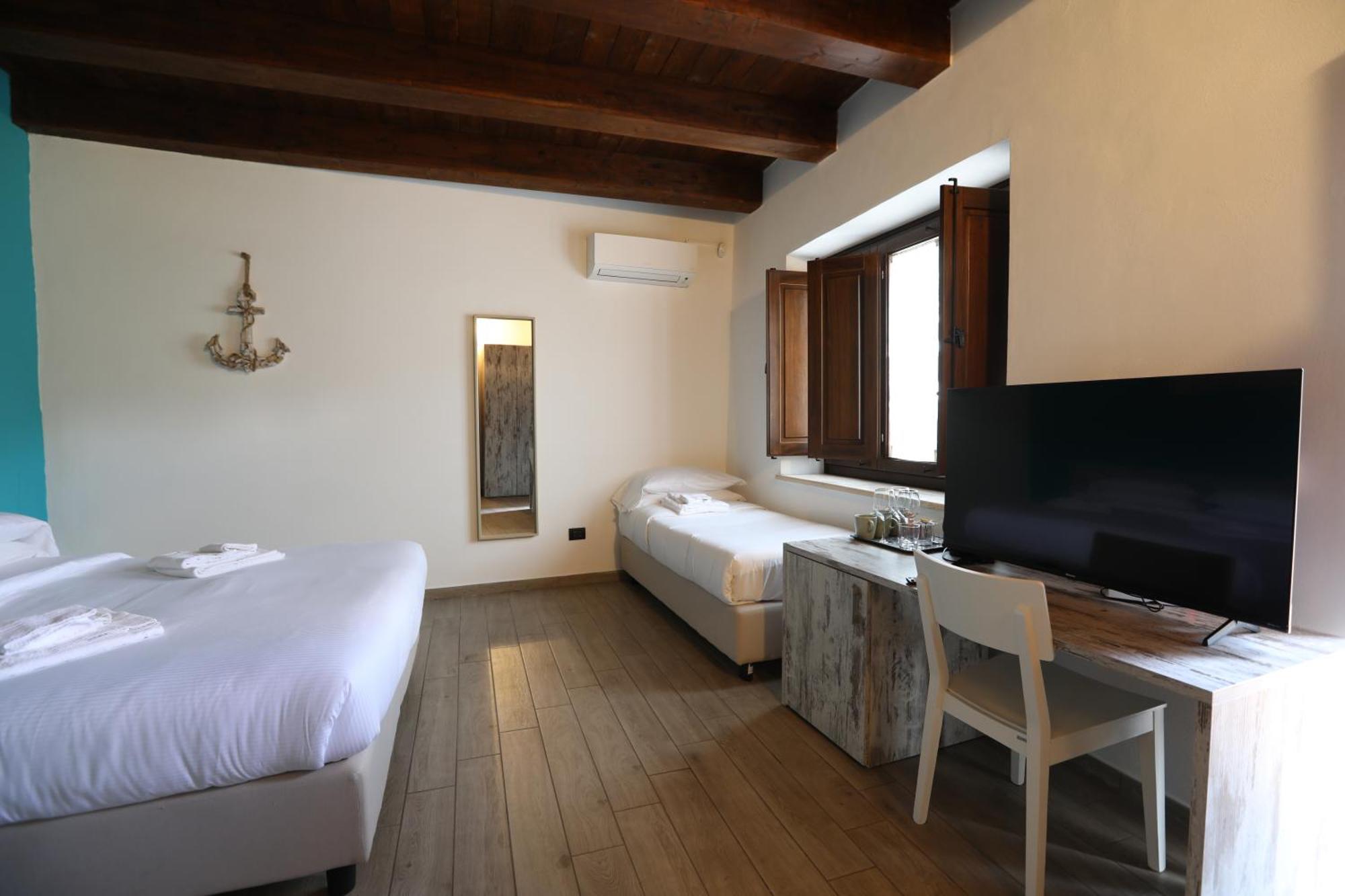 Casale Calabria Bed & Breakfast จิซเซเรีย ภายนอก รูปภาพ