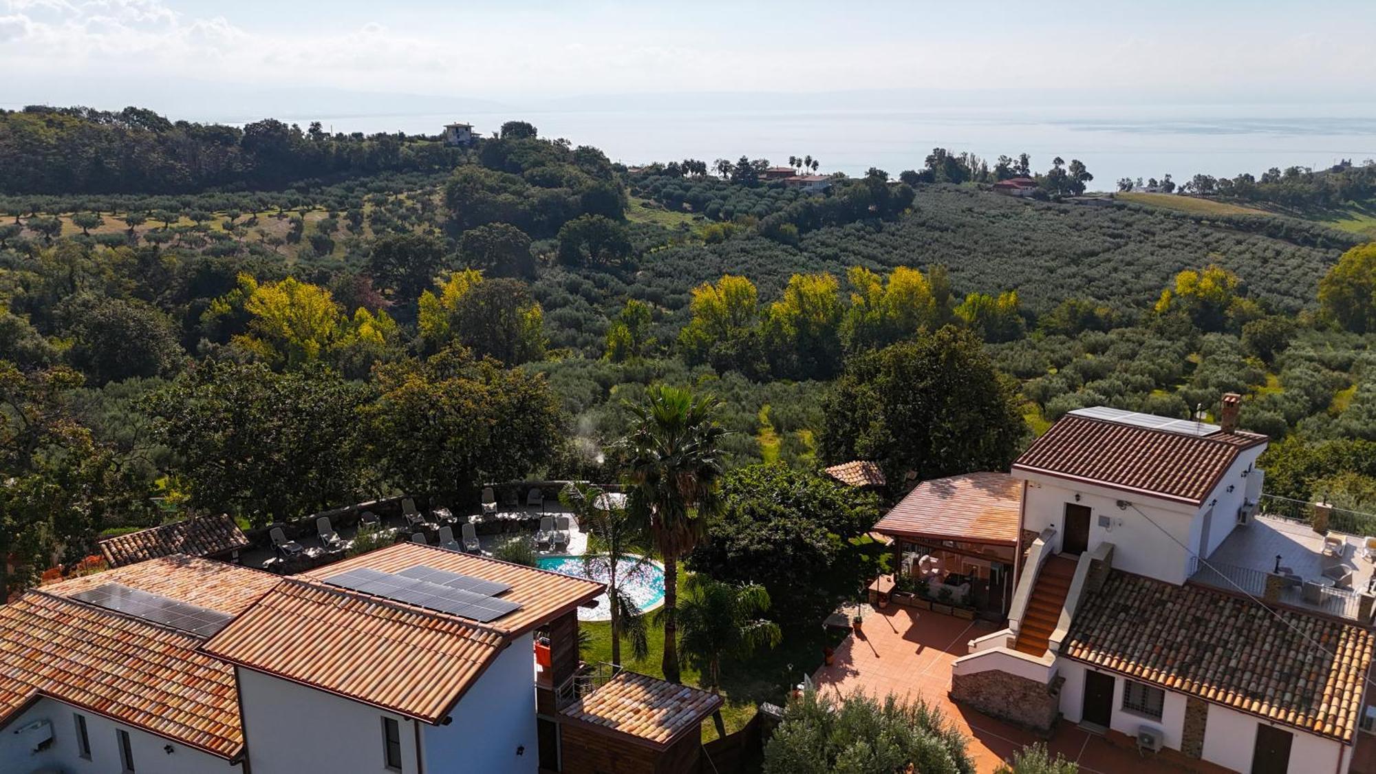 Casale Calabria Bed & Breakfast จิซเซเรีย ภายนอก รูปภาพ