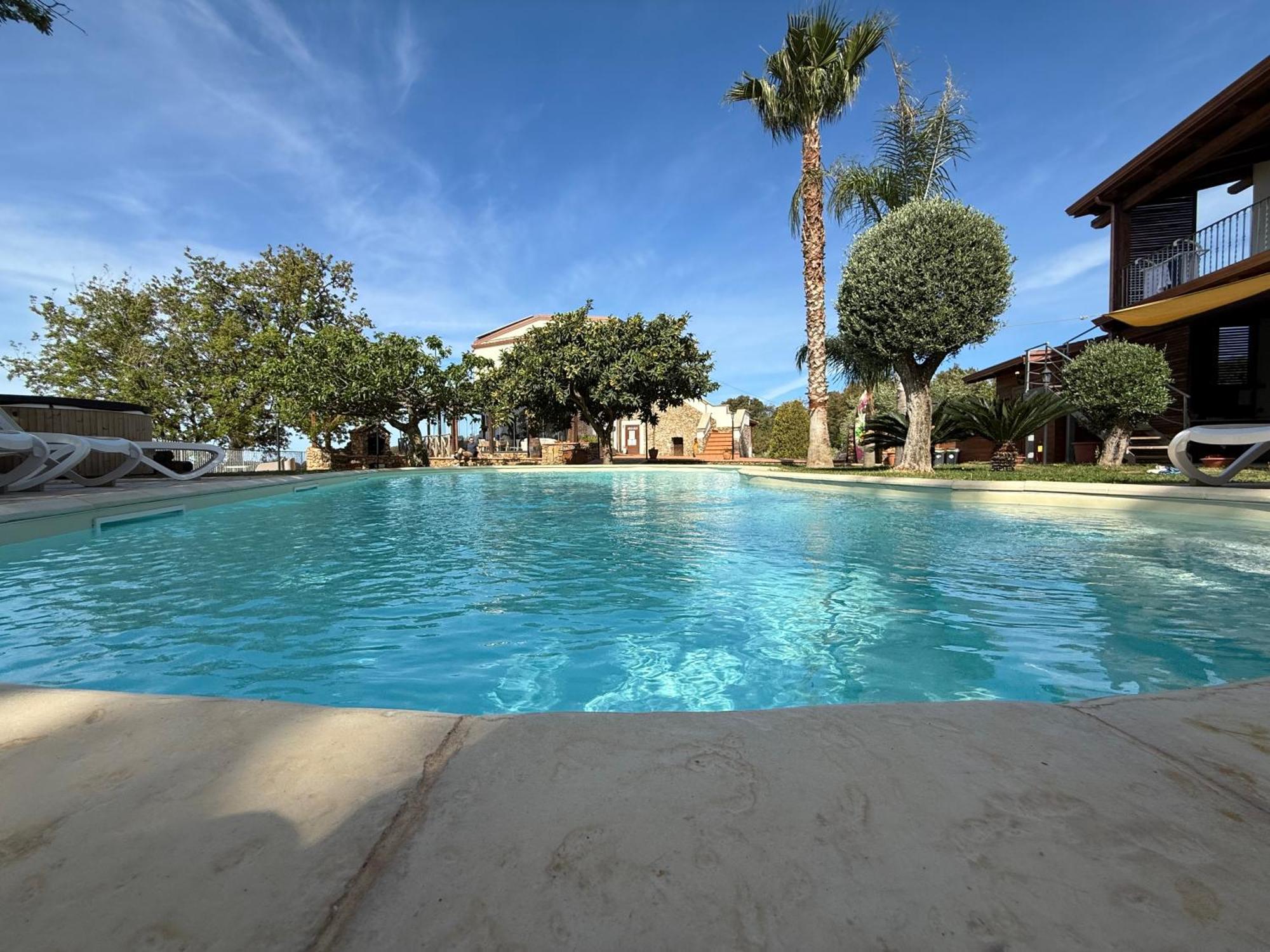 Casale Calabria Bed & Breakfast จิซเซเรีย ภายนอก รูปภาพ